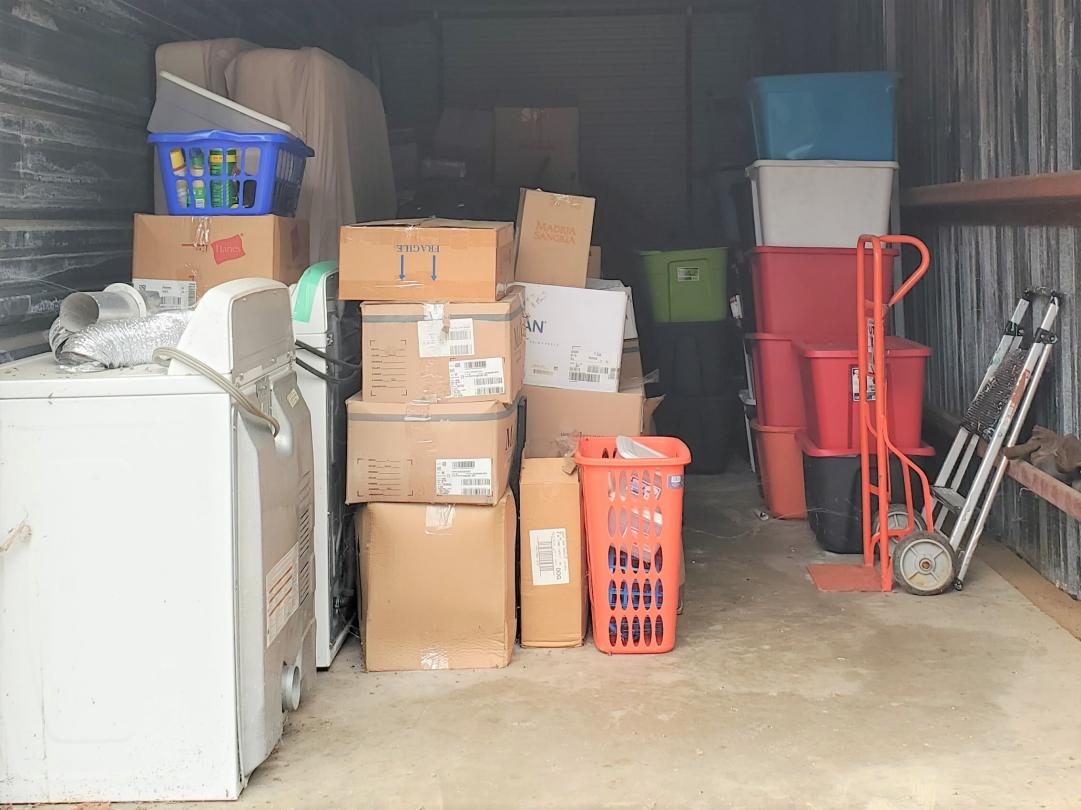 Storage Unit Auction in Vicksburg, MS at Red Dot Storage 104 ends on